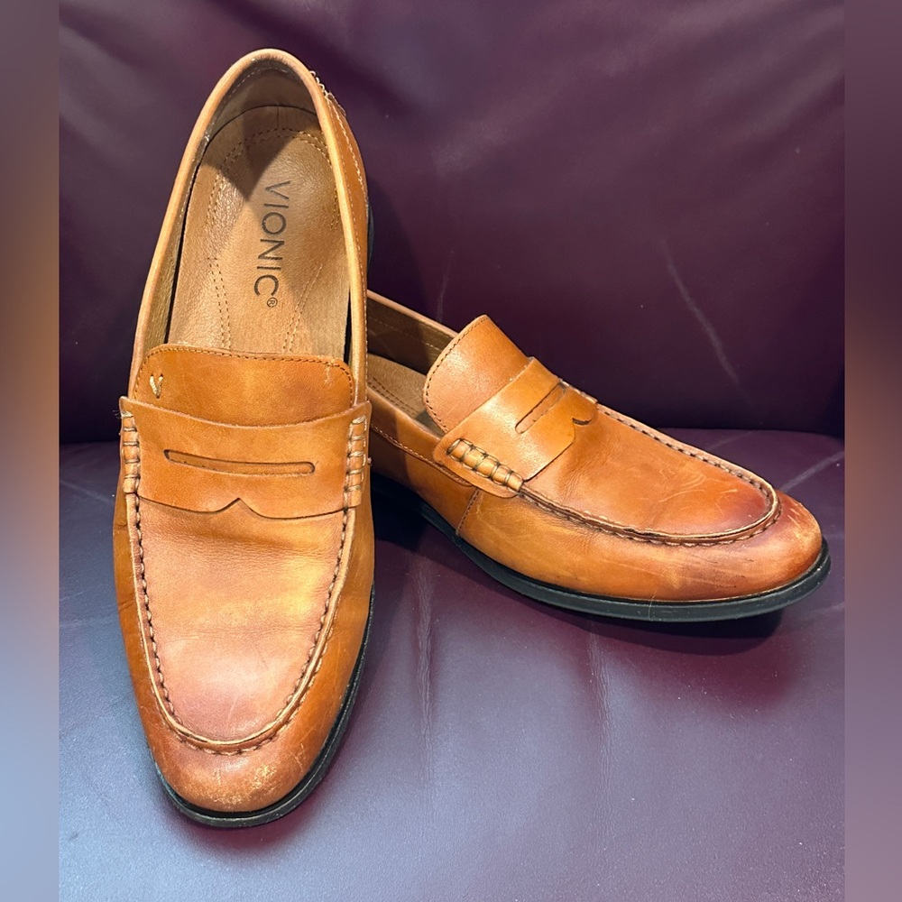 Vionic Men’s Tan Loafers Snyder 10.5
